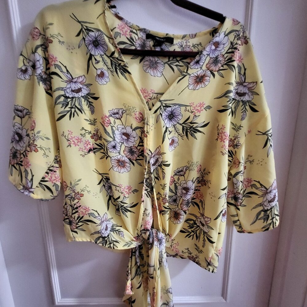 Forever 21 Yellow Floral Tie-Front V-Neck Blouse - Size small
